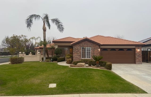 9812 Anaparno Court - 9812 Anaparno Court, Bakersfield, CA 93312