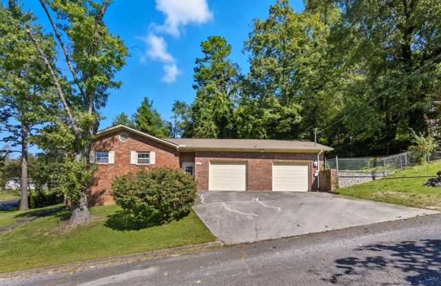 105 Ivy Lane photos photos