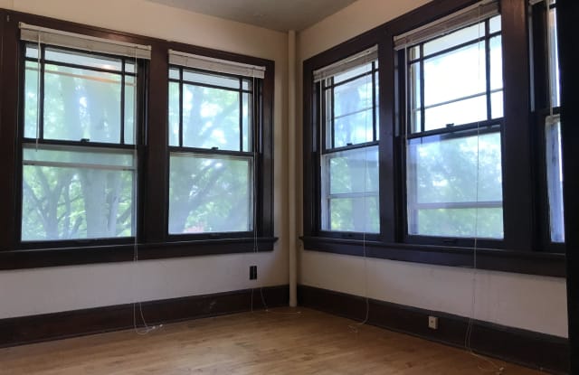 2015 Sherman Avenue #2 Rm 1 - 2015 North Sherman Avenue, Madison, WI 53704
