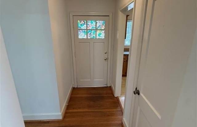 2403 Lyndhurst Avenue Gallery 2