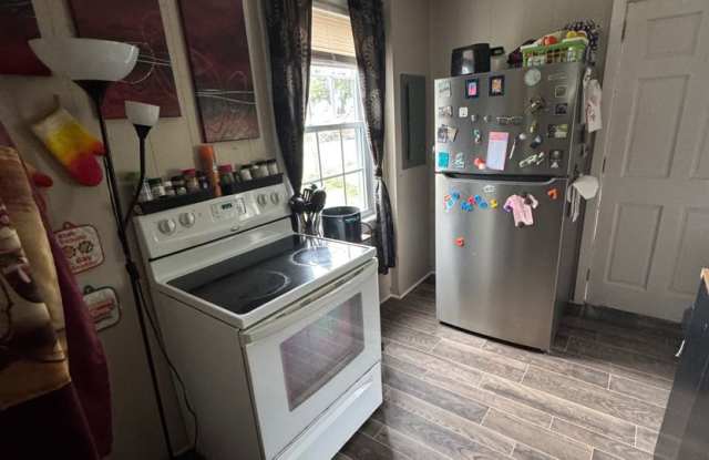804 10th St photos photos