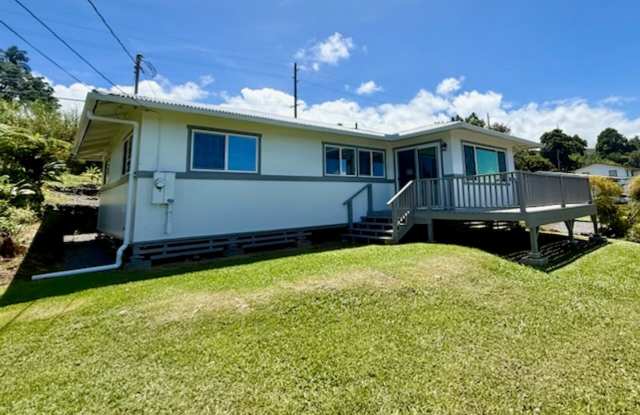 3 Bed 2 Bath Home for rent in Laupahoehoe Gallery 1