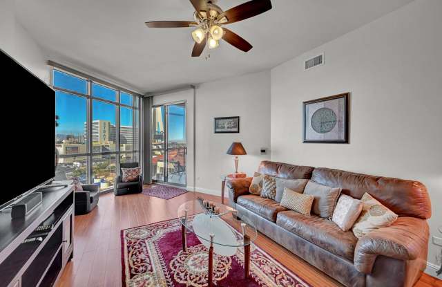 1 Bedroom fully furnished high-rise condo! Gallery 1