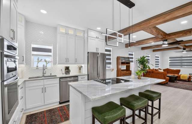 1511 S Palmway photos photos