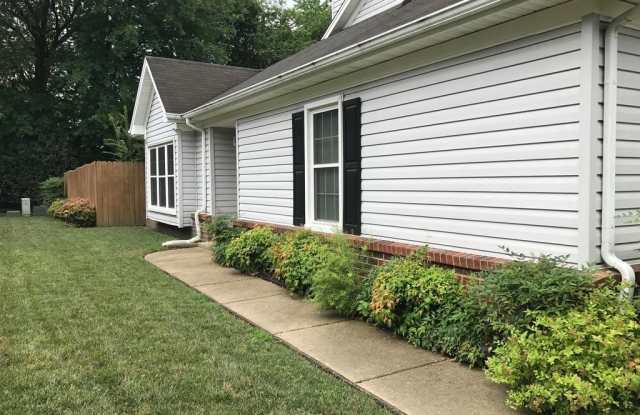 2 Bedroom 2 Bath End Unit Townhome in Grafton photos photos