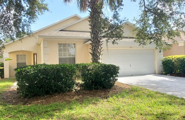 2106 Mallory Cir - 2106 Mallory Circle, Haines City, FL 33844