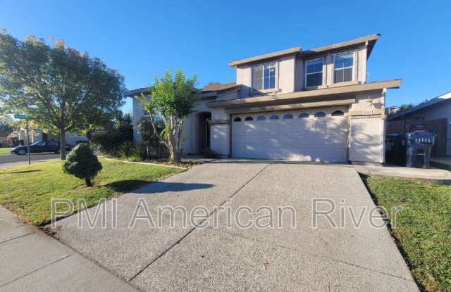 5401 Calabria Way Gallery 1