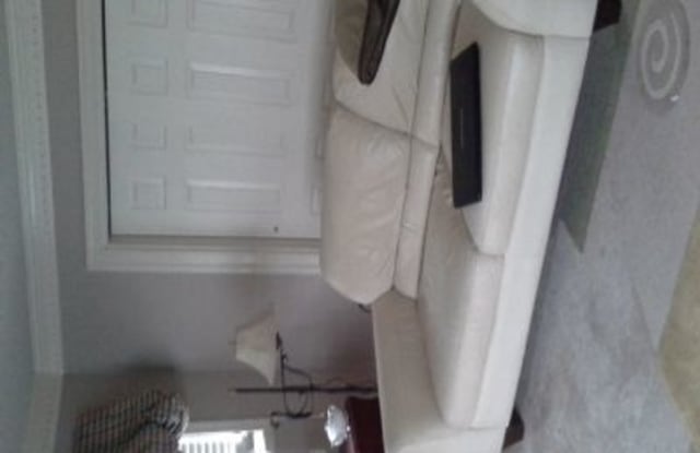 1203 Lyndale Dr - 1203 Lyndale Drive, Fort Hunt, VA 22308