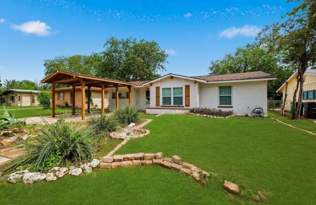 Welcome Home to East Terrell Hills! Gallery 3