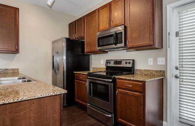 12712 Livengood Lane Gallery 4