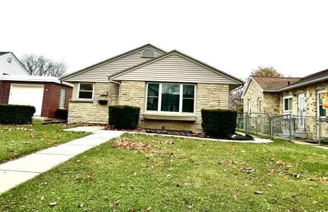 816 S 115th St photos photos 816 S 115th St photos photos