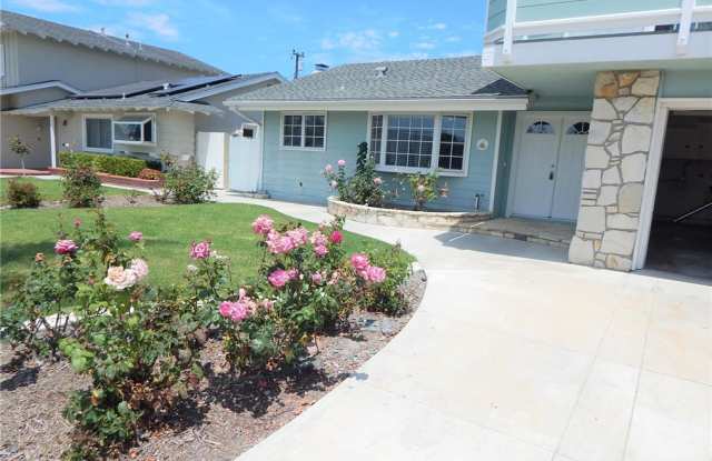 6291 Gloria Drive Gallery 3