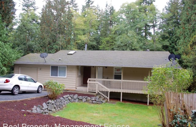 8032 71st PL SE #A - 8032 71st Place Southeast, Fobes Hill, WA 98290