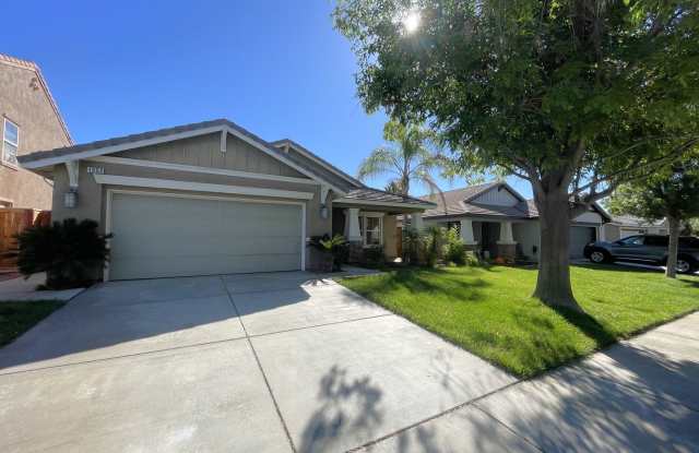 Charming Single-Story 3-Bedroom Home in Beaumont! photos photos
