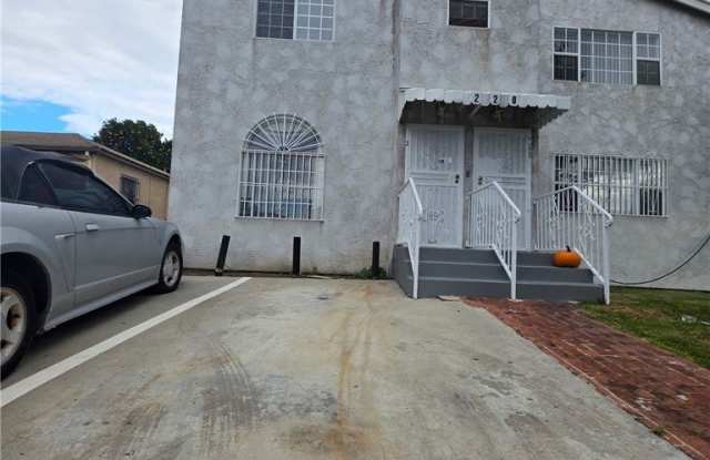 220 S Pannes photos photos