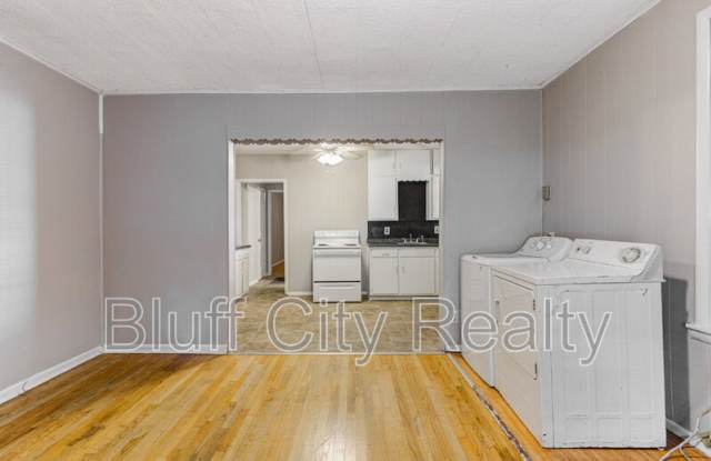 2567 Madison Avenue photos photos