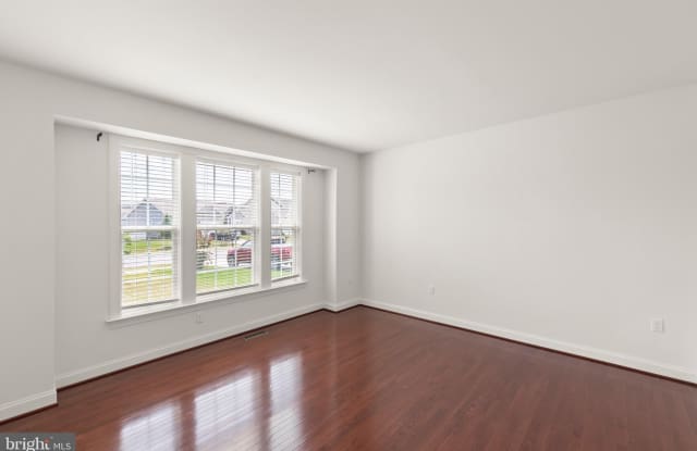 209 BRIDGEWATER Drive Gallery 4