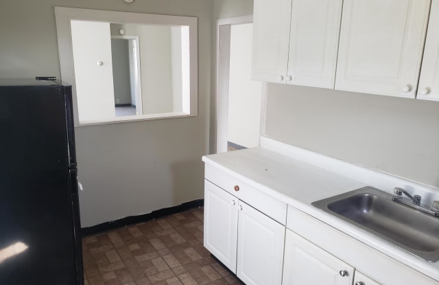 406 PUSEY AVENUE - 406 Pusey Avenue, Collingdale, PA 19023