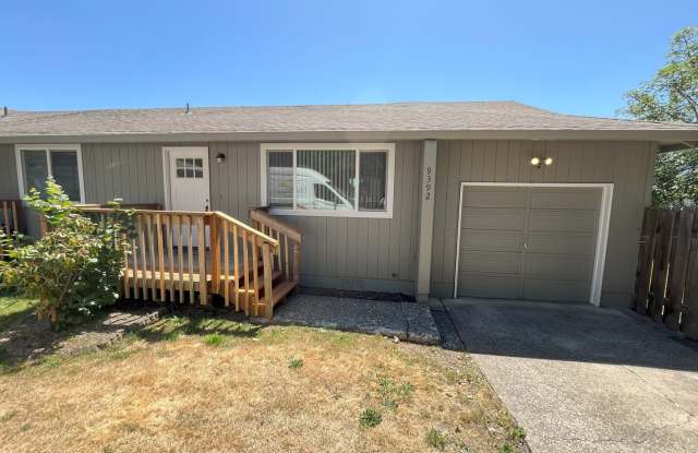 2-Bedroom Home w/ Garage, A/C,  Backyard! photos photos