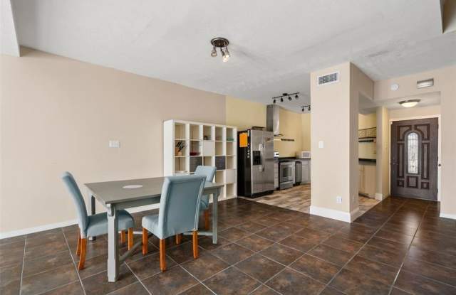 5965 Woodway Drive Gallery 4