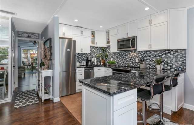 2600 SE Ocean Boulevard photos photos