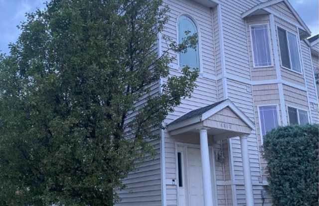 4910 Guemes Lane photos photos