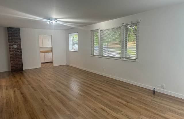 7504 California Ave Sw photos photos