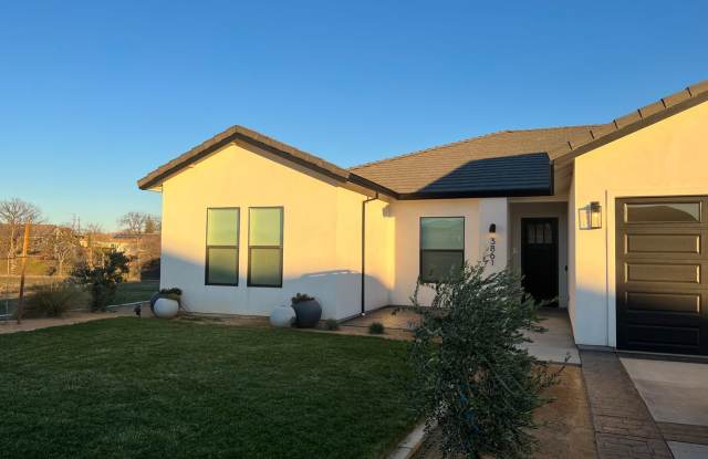 Custom 4 Bedroom + Office - Clover Creek Preserve photos photos