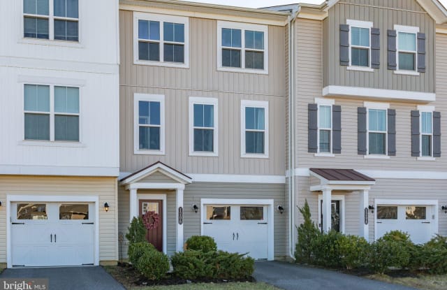 1206 HUDGINS FARM CIRCLE - 1206 Hudgins Farm Circle, Spotsylvania County, VA 22408