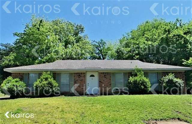 2073 Edinburgh Drive photos photos