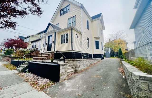 66 WASHINGTON PL - 66 Washington Place, East Rutherford, NJ 07073
