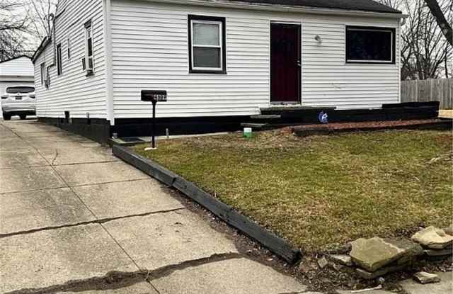 Four Bedroom Two Bathroom House in East Cleveland photos photos