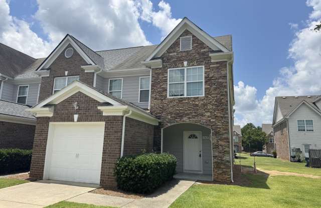 262 Village Drive photos photos