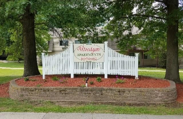 1468 Enfield Street - 1468 Enfield Street, Hartford County, CT 06082
