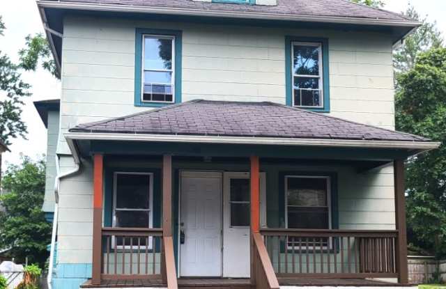 38 Sherwood Ave photos photos
