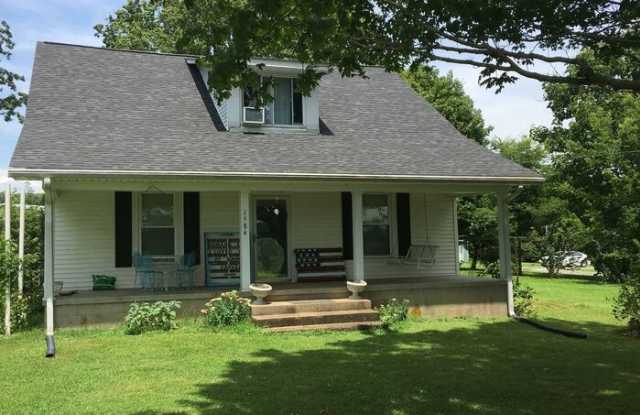 1584 Latimer Lane photos photos