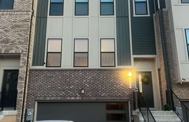 3300 WATERSHED Boulevard Gallery 1