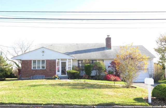 25 Winchester Oval - 25 Winchester Oval, New Rochelle, NY 10805