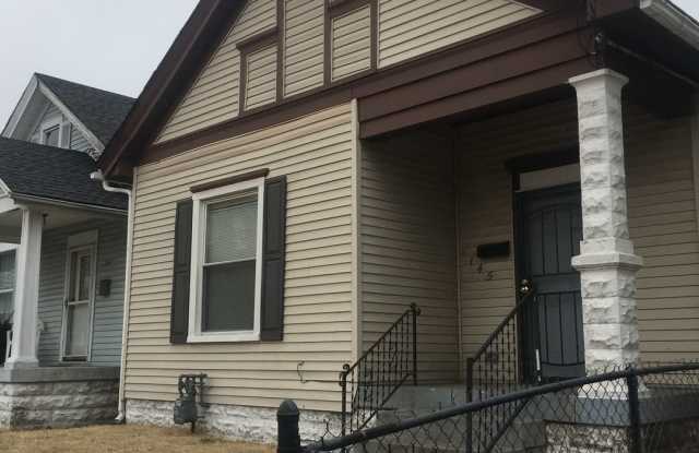 Large 3 bedroom one bath home photos photos