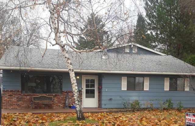 Centrally Located in Richland photos photos