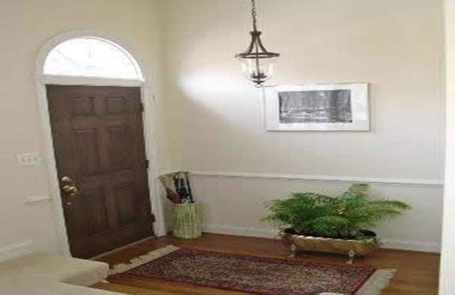 2833 THAXTON LANE Gallery 3