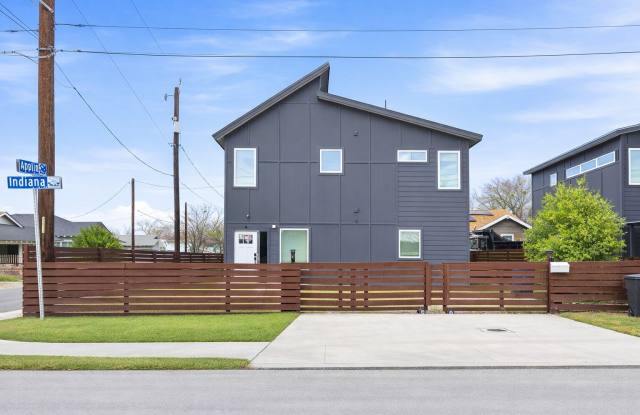 122 Applin unit: A photos photos 122 Applin unit: A photos photos