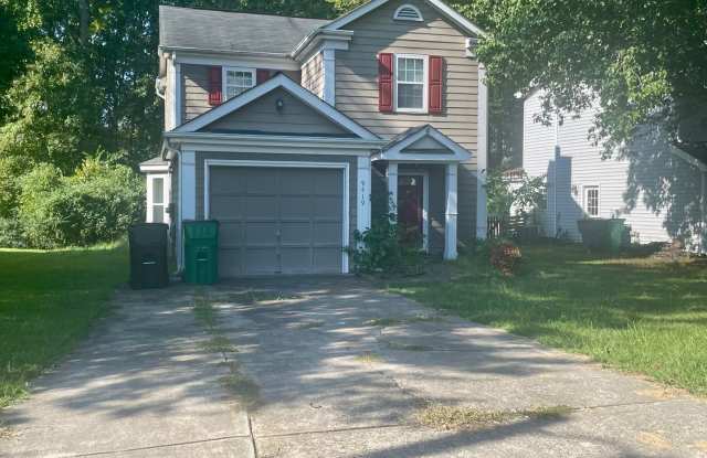 Welcome to this charming 3-bedroom, 2.5-bathroom home located in the vibrant city of Charlotte, NC photos photos