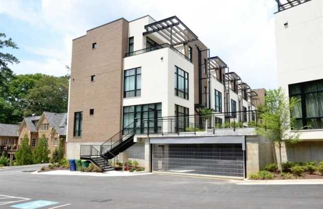 721 LONGLEAF Drive Gallery 4