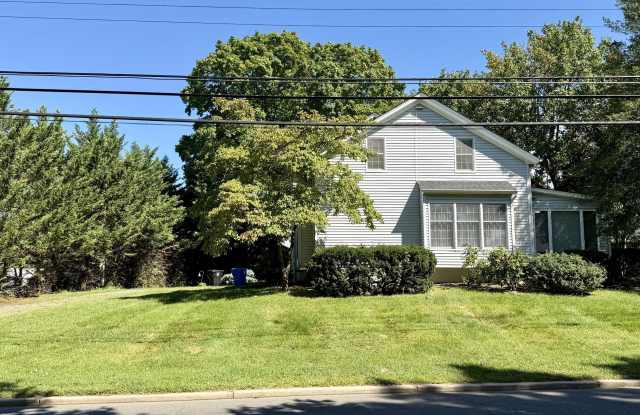 169 Kings Highway Gallery 2