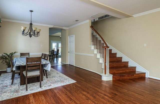 1128 Stone Gate Drive Gallery 3