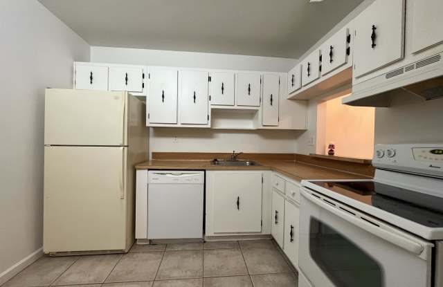 4384 NW 9th Ave #20-2C photos photos