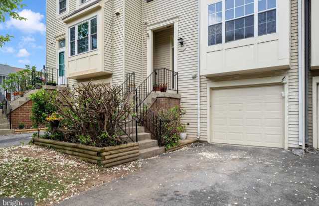 52 CHERRY BEND Court Gallery 3
