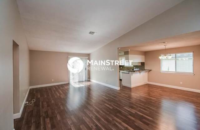 10927 Horse Track Drive East Gallery 2