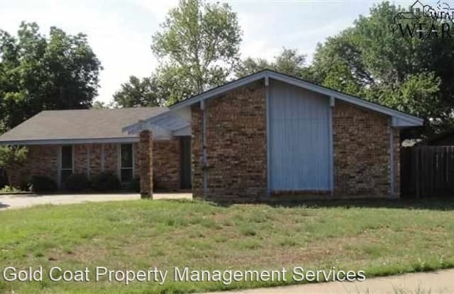 2710 Miller Ct - 2710 Miller Ct, Wichita Falls, TX 76308